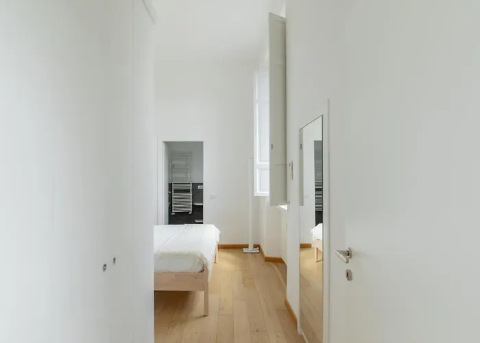 Iflat Contemporary Elegant Skyline In *