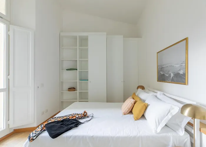 Iflat Contemporary Elegant Skyline In *